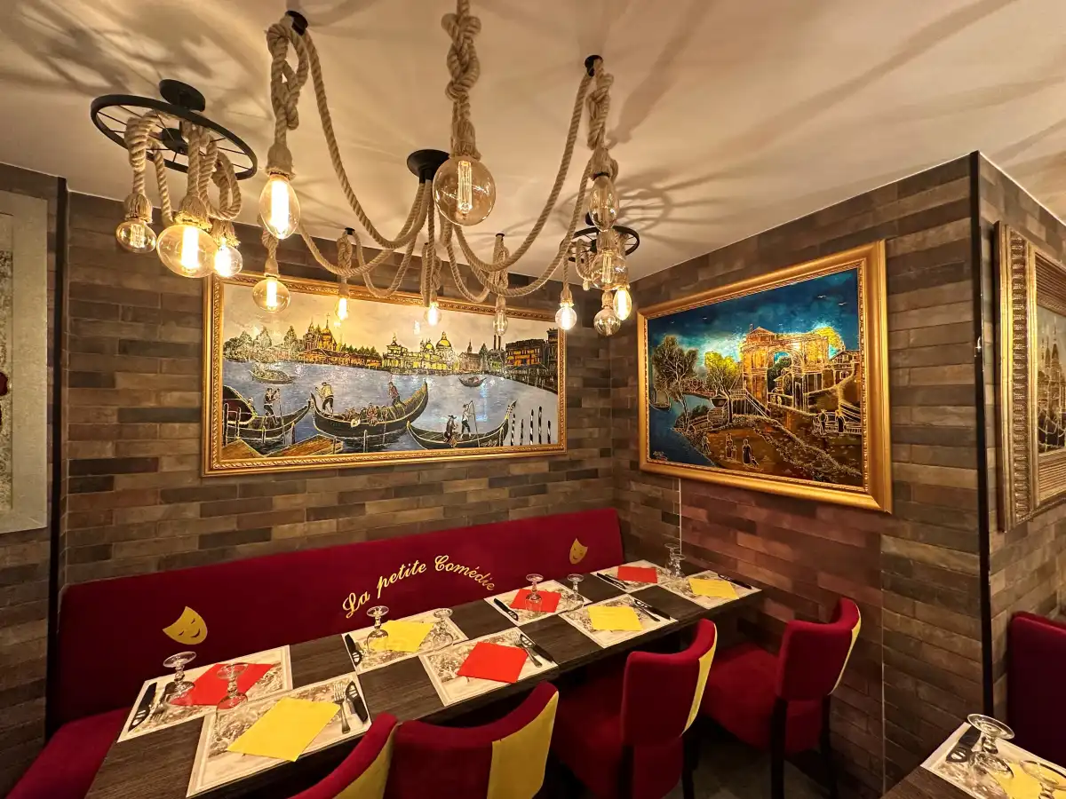 Ambiance restaurant théâtre Paris